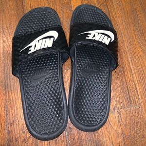 Nike slides